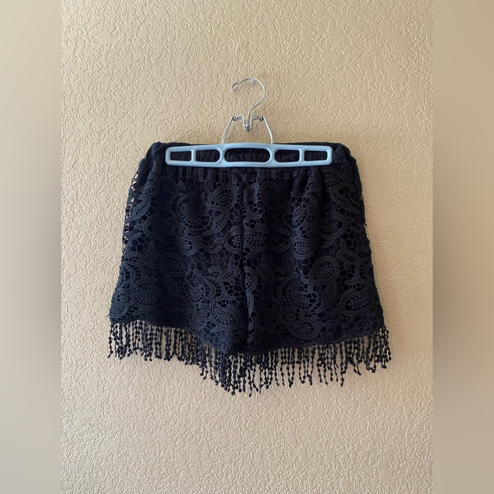 tashn shorts